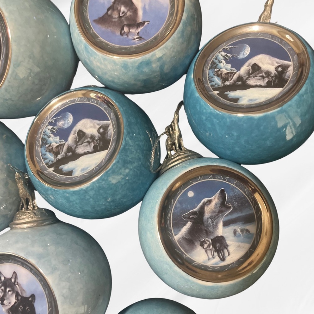 12 pc. Vtg 1997-1998 Bradford Editions "Spirit of the Wilderness" Wolf Ornaments - Picture 3 of 4